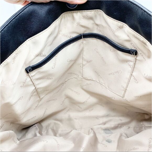 Calvin‎ Klein Large Double Chain Strap Straw Tote Bag w/Faux Leather Accents - Picture 14 of 15